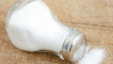 提倡低盐饮食竟然不健康？谣言！